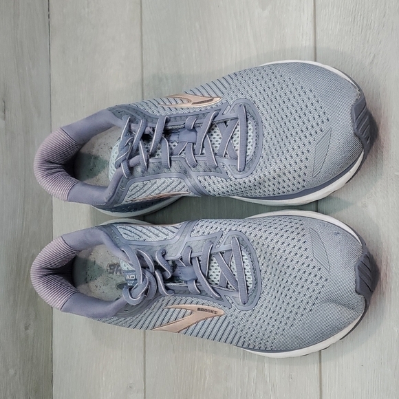 Brooks Womens Adrenaline GTS 20 Running Sneakers shoes 10.5 Medium B - Picture 3 of 13